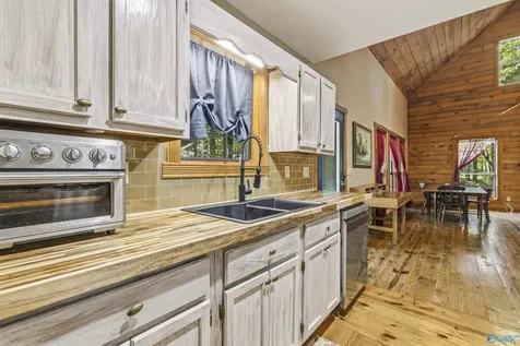 304 Road 9079 Mentone AL 35984