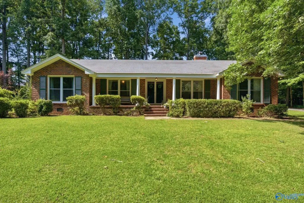 107 Brookwood Drive Athens AL 35613