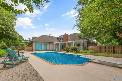 131 Oakhurst Drive Madison AL 35758
