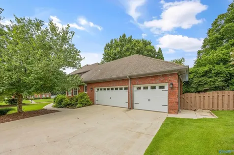 131 Oakhurst Drive Madison AL 35758