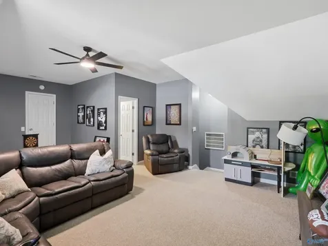 1013 Mill Race Circle Guntersville AL 35976