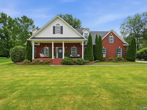1013 Mill Race Circle Guntersville AL 35976