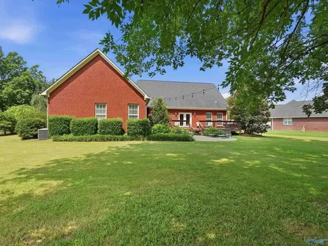 1013 Mill Race Circle Guntersville AL 35976