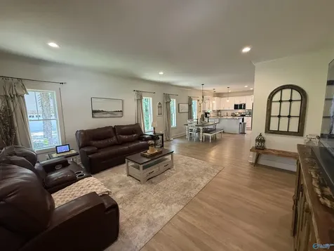 3606 Briarwood Lane Guntersville AL 35976