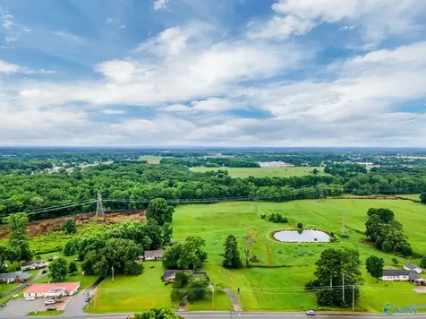 25484 Nick Davis Road Athens AL 35613