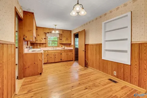 25484 Nick Davis Road Athens AL 35613