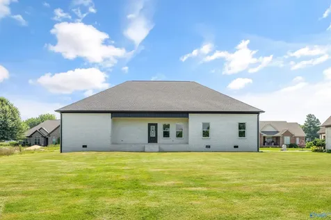 22419 Southern Breeze Athens AL 35613