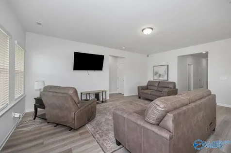 18541 Oxbow Lane Athens AL 35613
