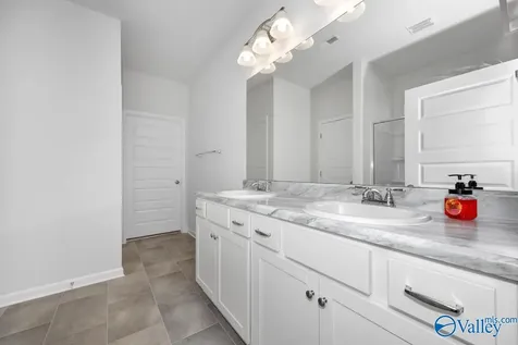18541 Oxbow Lane Athens AL 35613