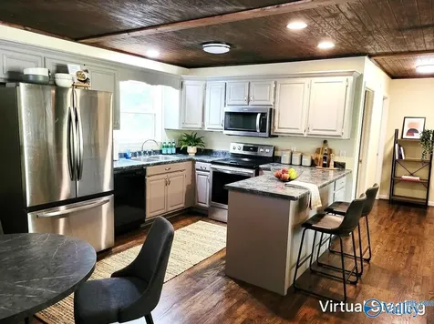 560 County Road 285 Cullman AL 35057