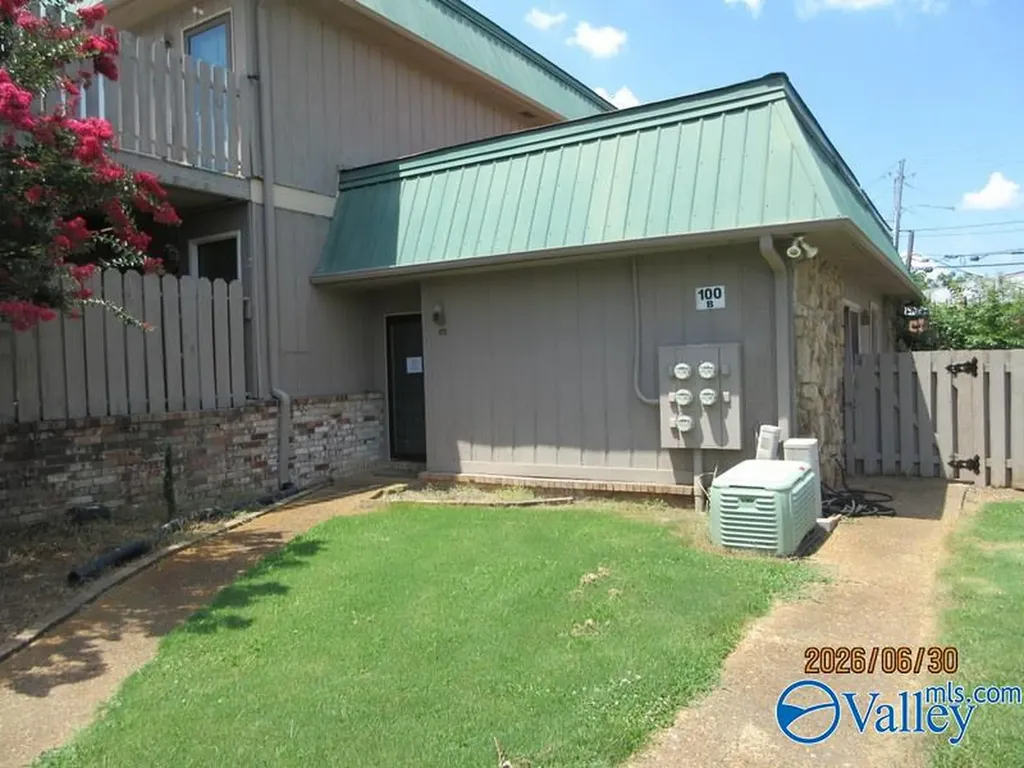 2225 Golf Road SW Huntsville AL 35802