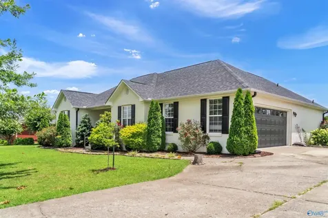 17092 Glaze Road Athens AL 35611