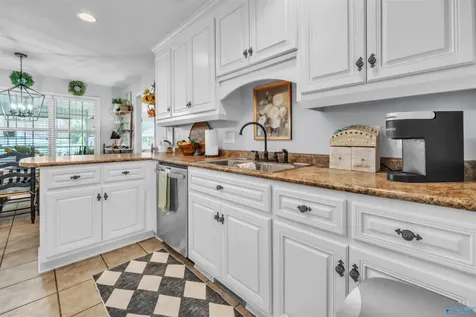 17092 Glaze Road Athens AL 35611