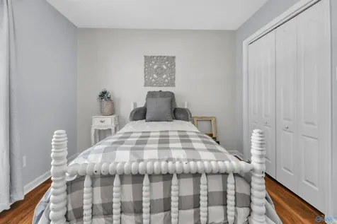 17092 Glaze Road Athens AL 35611