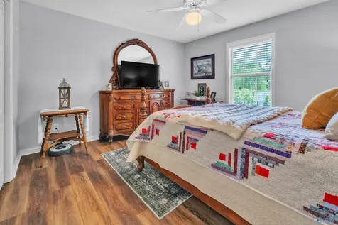 17092 Glaze Road Athens AL 35611