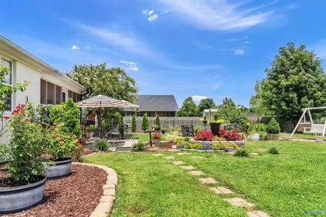 17092 Glaze Road Athens AL 35611