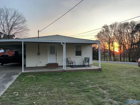9292 NW Upper Snake Road NW Athens AL 35614