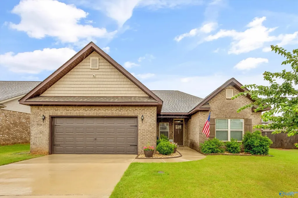 145 Holly Fern Drive Harvest AL 35749