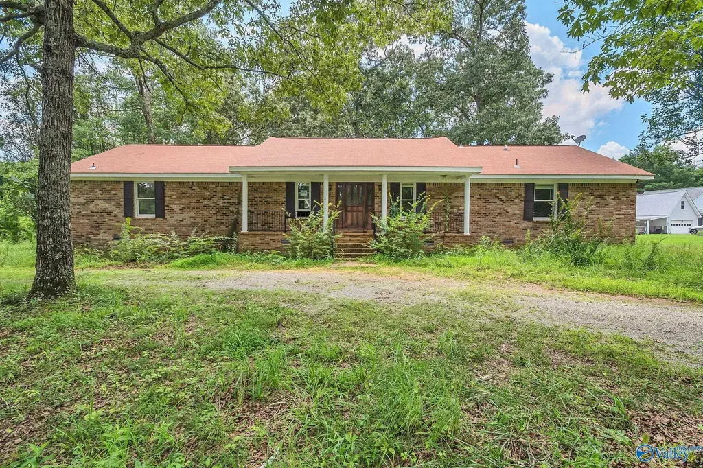 6729 Highway 53 Harvest AL 35749