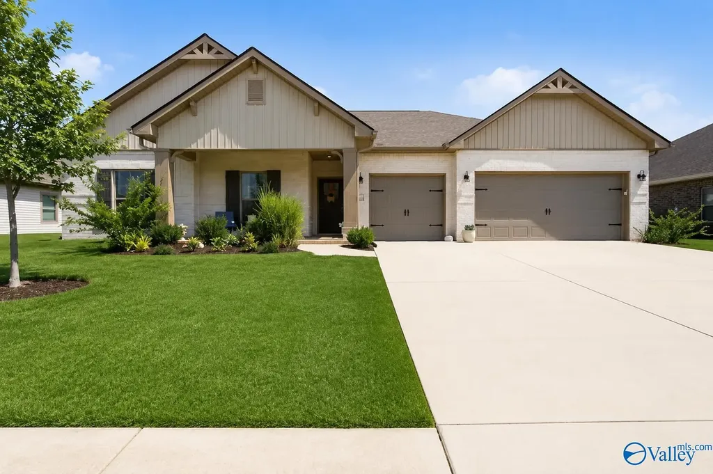 25069 Addlestone Drive Athens AL 35613