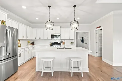 25069 Addlestone Drive Athens AL 35613