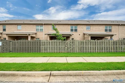 33 Winter King Drive SW Huntsville AL 35824