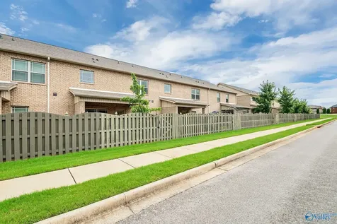 33 Winter King Drive SW Huntsville AL 35824