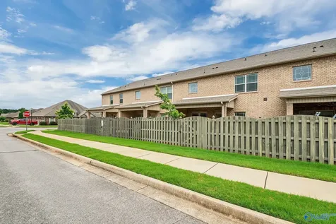 33 Winter King Drive SW Huntsville AL 35824