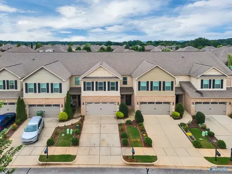 33 Winter King Drive SW Huntsville AL 35824
