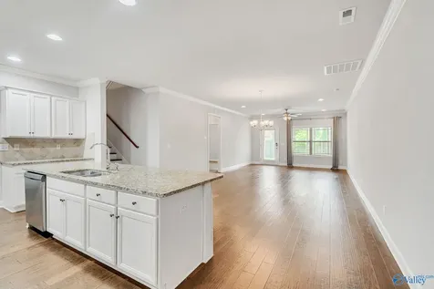 33 Winter King Drive SW Huntsville AL 35824