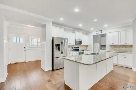 33 Winter King Drive SW Huntsville AL 35824