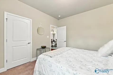 431 East Mossyleaf Drive SW Huntsville AL 35824