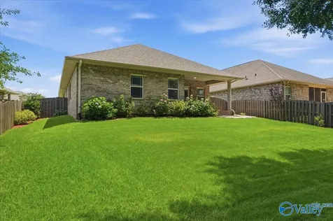 431 East Mossyleaf Drive SW Huntsville AL 35824