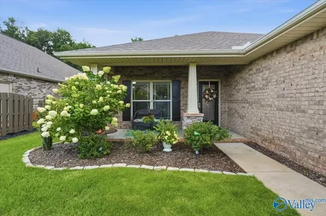 431 East Mossyleaf Drive SW Huntsville AL 35824