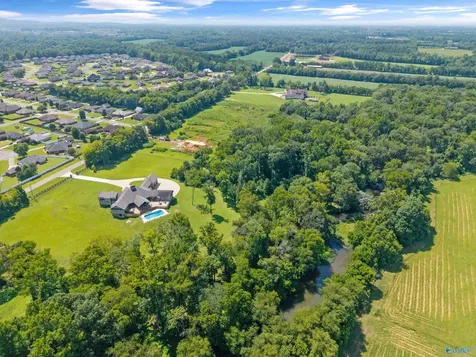 14535 Dupree Worthey Road Harvest AL 35749