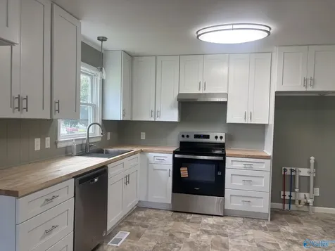 701 Scott Street Scottsboro AL 35768