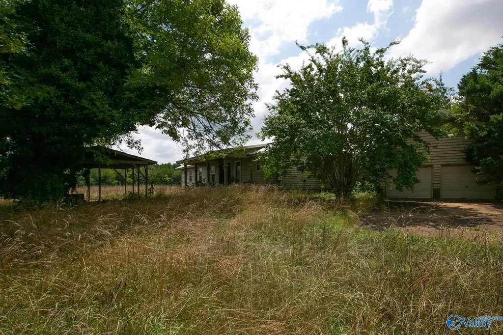 1 Yancy Lamb Drive New Market AL 35761