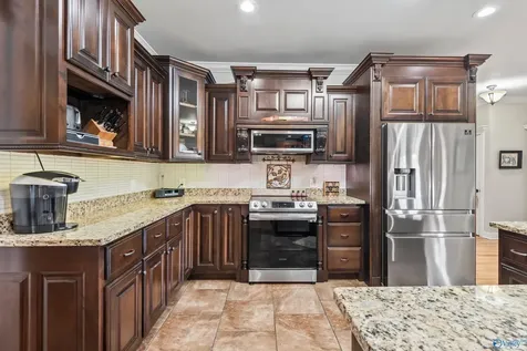 18 Tisha Drive Grant AL 35747