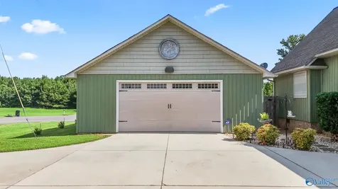 18 Tisha Drive Grant AL 35747