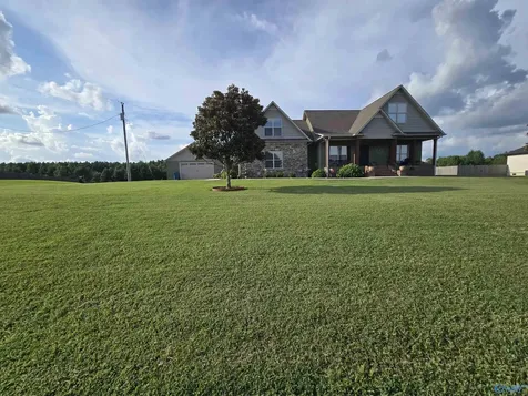 18 Tisha Drive Grant AL 35747