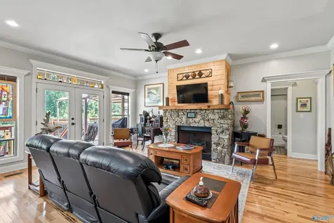 18 Tisha Drive Grant AL 35747