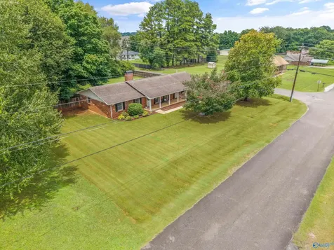 125 Callaway Lane Meridianville AL 35759