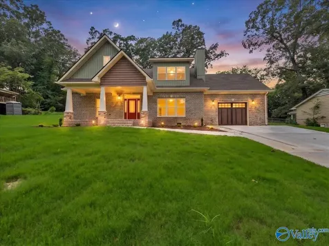 2108 Pell Street Scottsboro AL 35769