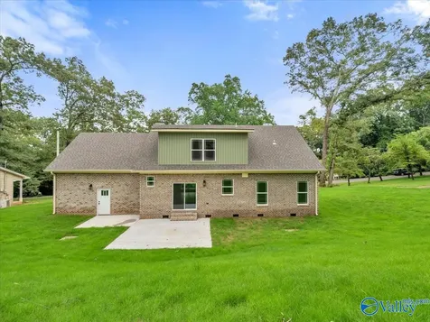 2108 Pell Street Scottsboro AL 35769