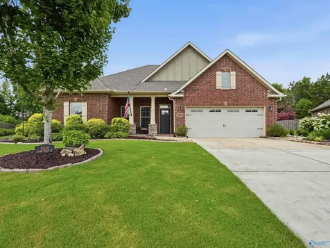 5001 River Birch Lane Owens Cross Roads AL 35763