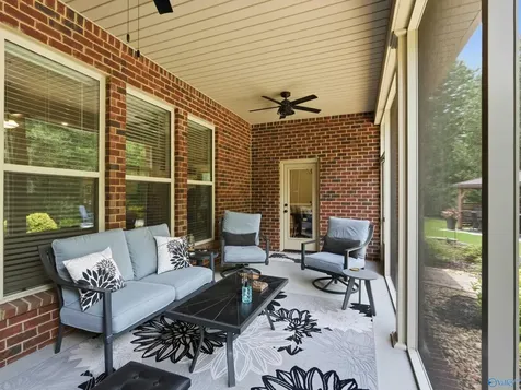 5001 River Birch Lane Owens Cross Roads AL 35763
