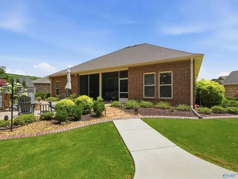 5001 River Birch Lane Owens Cross Roads AL 35763