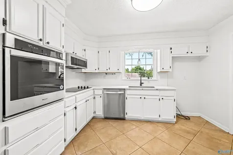 11026 Mcbride Drive Huntsville AL 35803