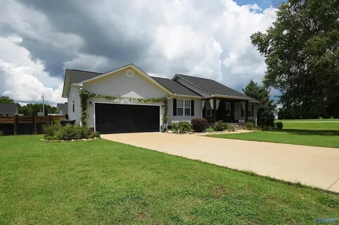 191 Richard Avenue Scottsboro AL 35769