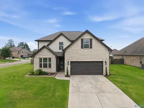 121 Colony Cove Drive Meridianville AL 35759